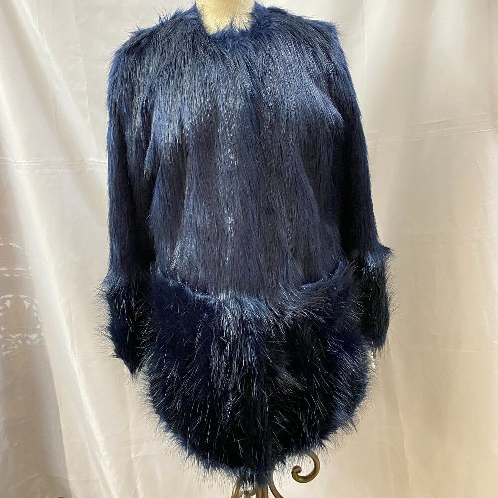 Blue Faux Fur Coat by Wendy Williams  - XS